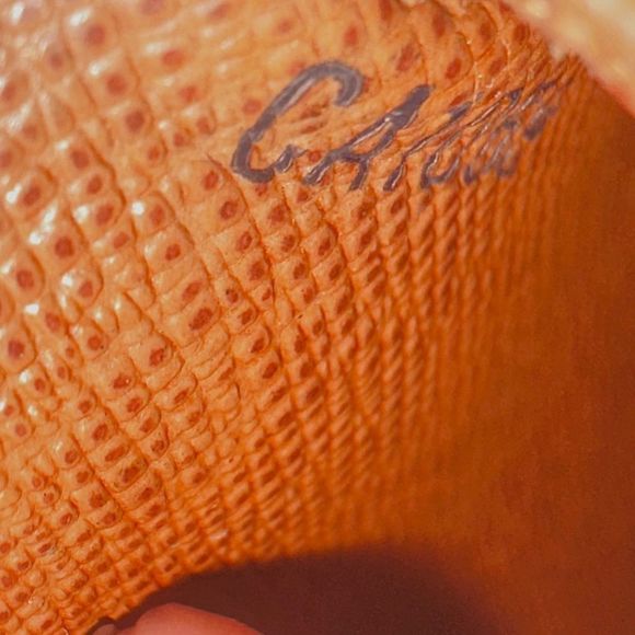 Louis Vuitton Wallet - Picture 8 of 9